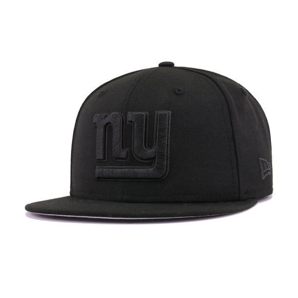 New York Giants Black on Black New Era 59Fifty Fitted
