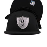 Las Vegas Raiders Black Crested Metal Badge New Era 59Fifty Fitted